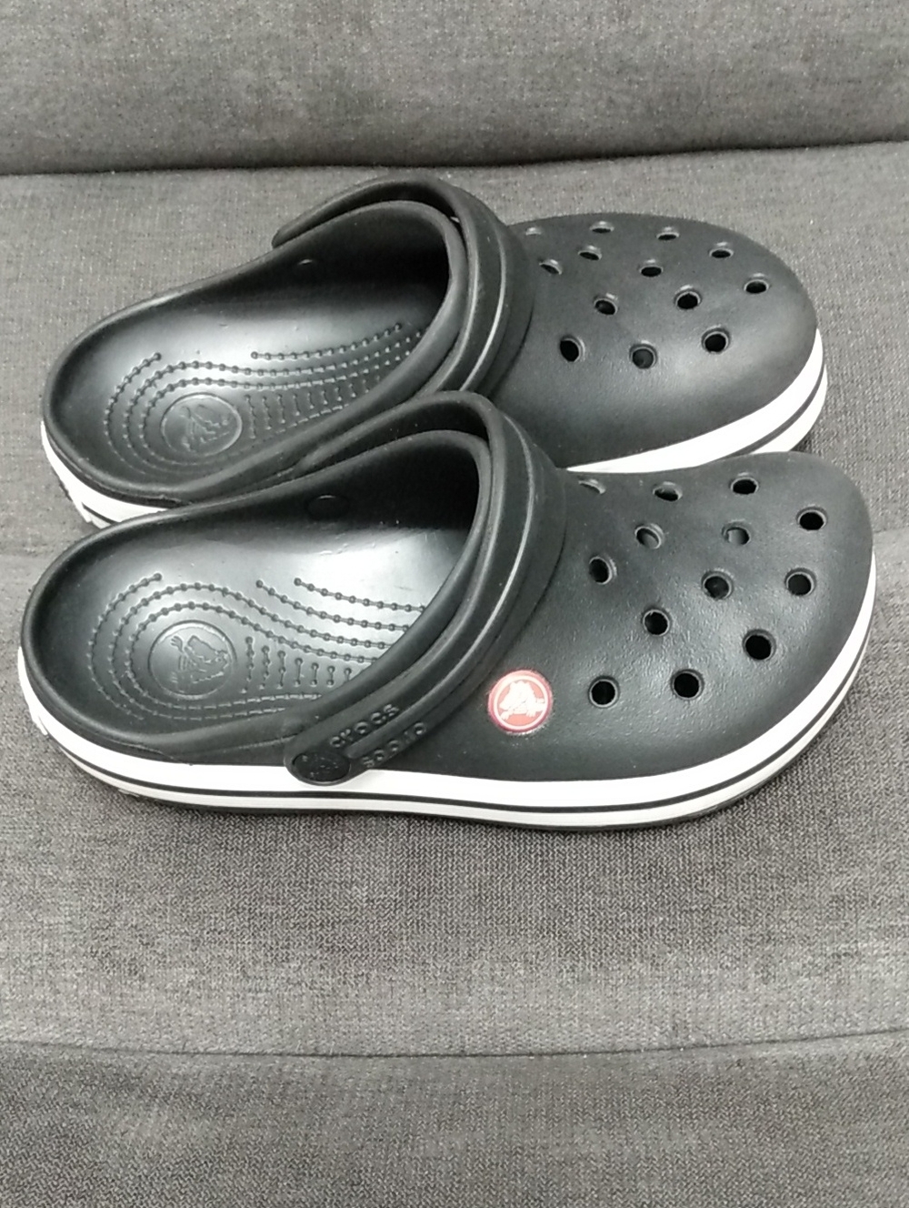 CROCS Kid's Crocband Clog Black Slip-On w/ White Trim Big Kids Size J4 - Picture 2 of 12